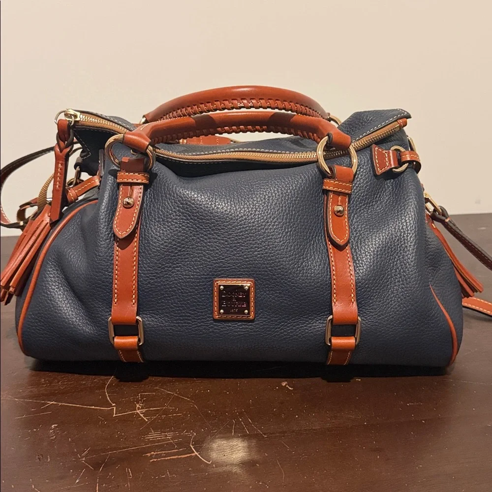 Dooney & Bourke Large Navy Pebble Grain Satchel EUC - Picture 1 of 13